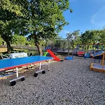 Διαμέρισμα Lea With Pool 2