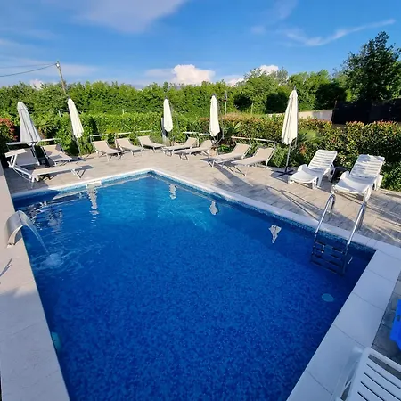 Appartement Lea With Pool 2