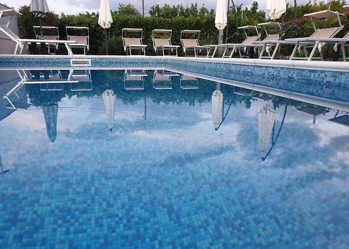 Apartment Lea With Pool 2 Malinska