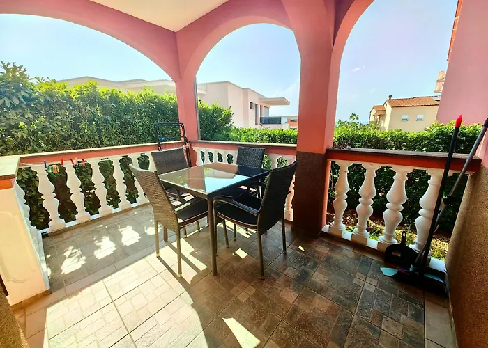 Lea With Pool 2 Apartman