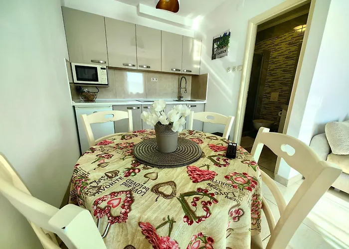 Apartment Lea With Pool 2