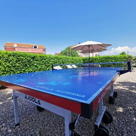 アパート Lea With Pool 2